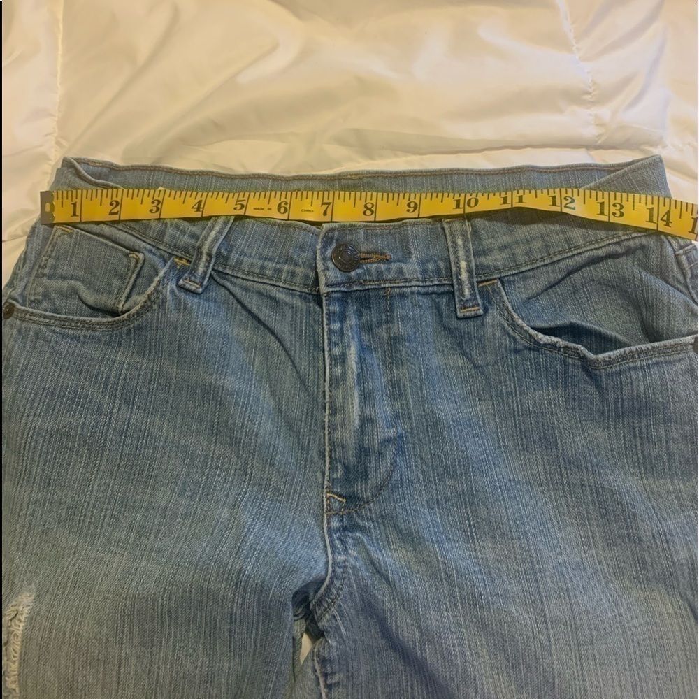 Old Navy Sweetheart Denim Pants: Size 6, Classic Blue. Flattering & Comfortable.